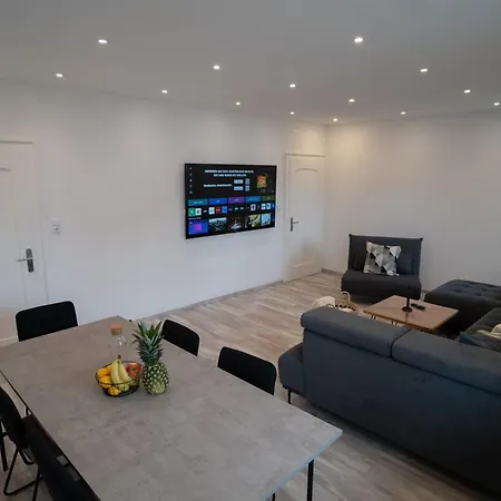 Morehome Apartments, Center,parking 180qm