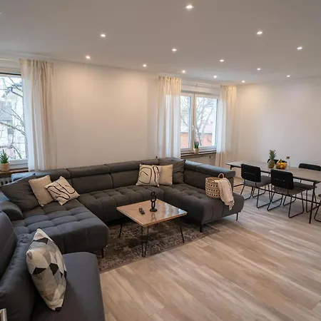 Morehome Apartments, Center,parking 180qm Apartment