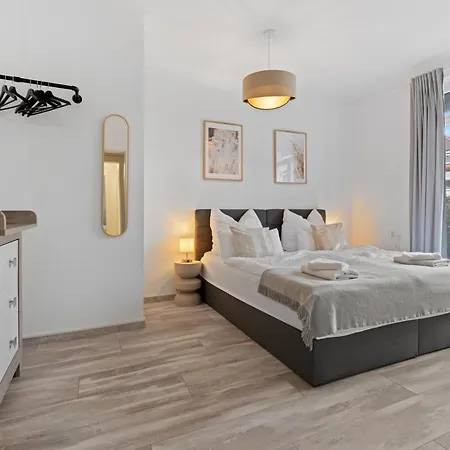 Happyplace - Grosszuegige Im Zentrum Appartement